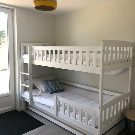 Holiday home Les De La Clere