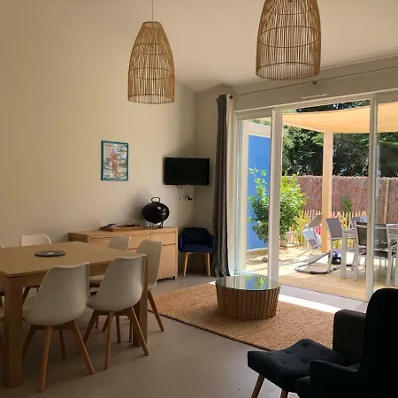 Holiday home Les De La Clere Le Grand Vieil