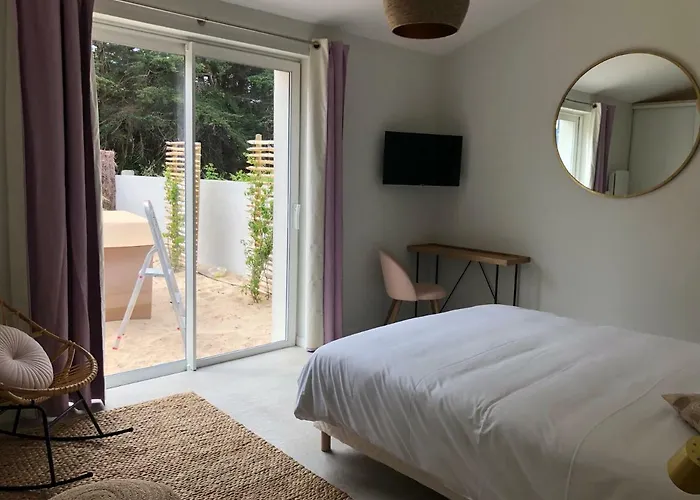 Les De La Clere Hébergement de vacances Le Grand Vieil